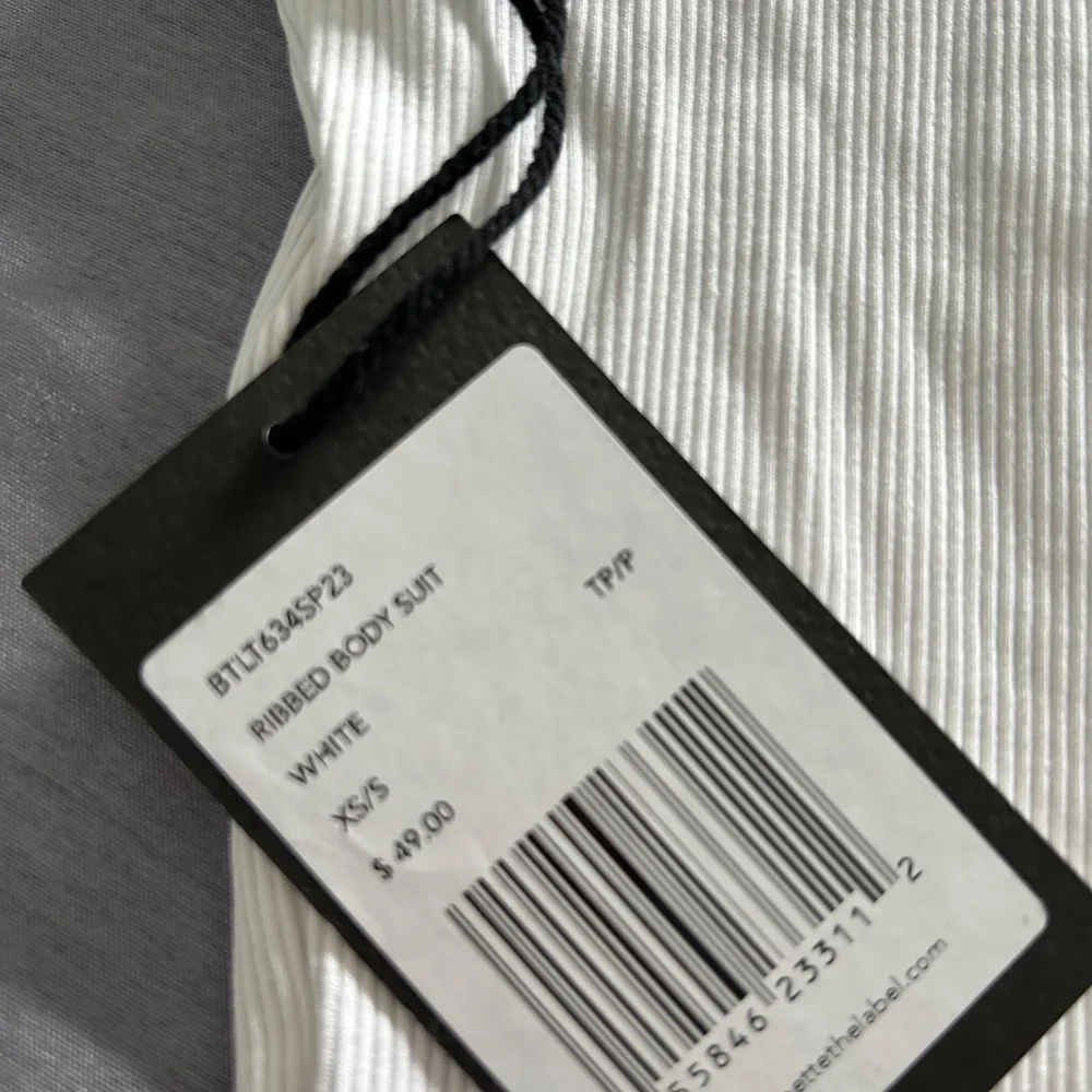 Brunette Ribbed Body Suit NWT - Picture 3 of 3